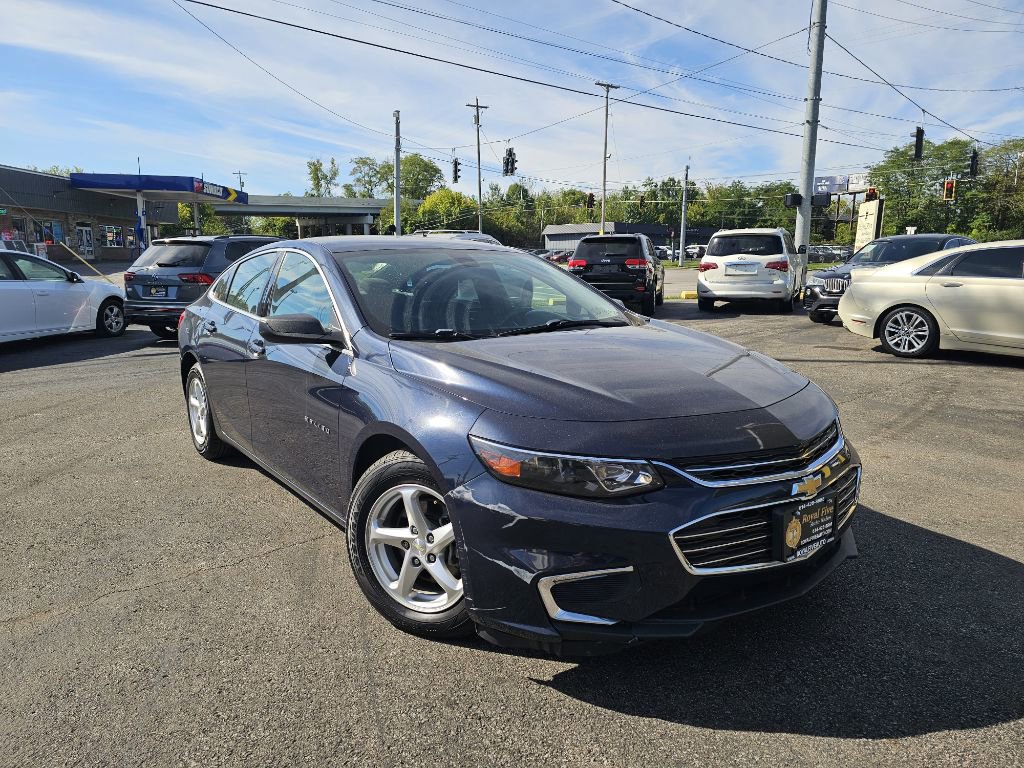 Used 2018 Chevrolet Malibu LS image 1
