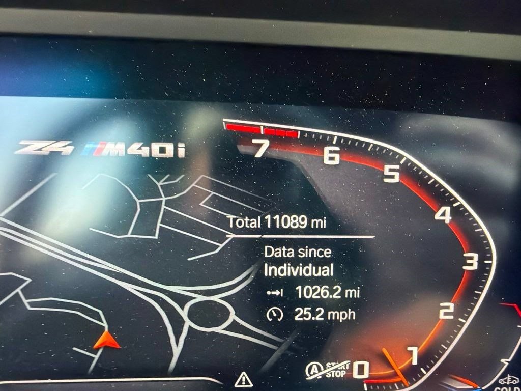 Used 2024 BMW Z4 M40i w/ Premium Package RWD image 24