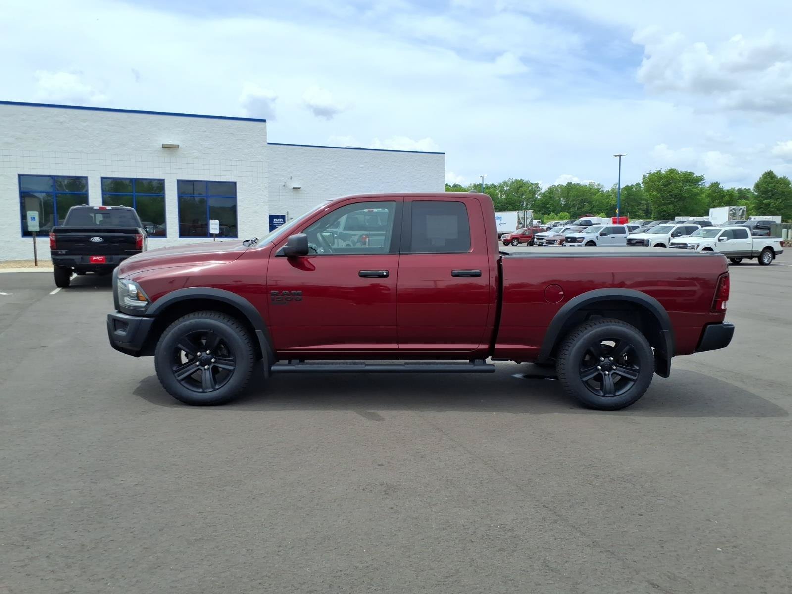 Used 2022 RAM 1500 Warlock AWD/4WD image 2