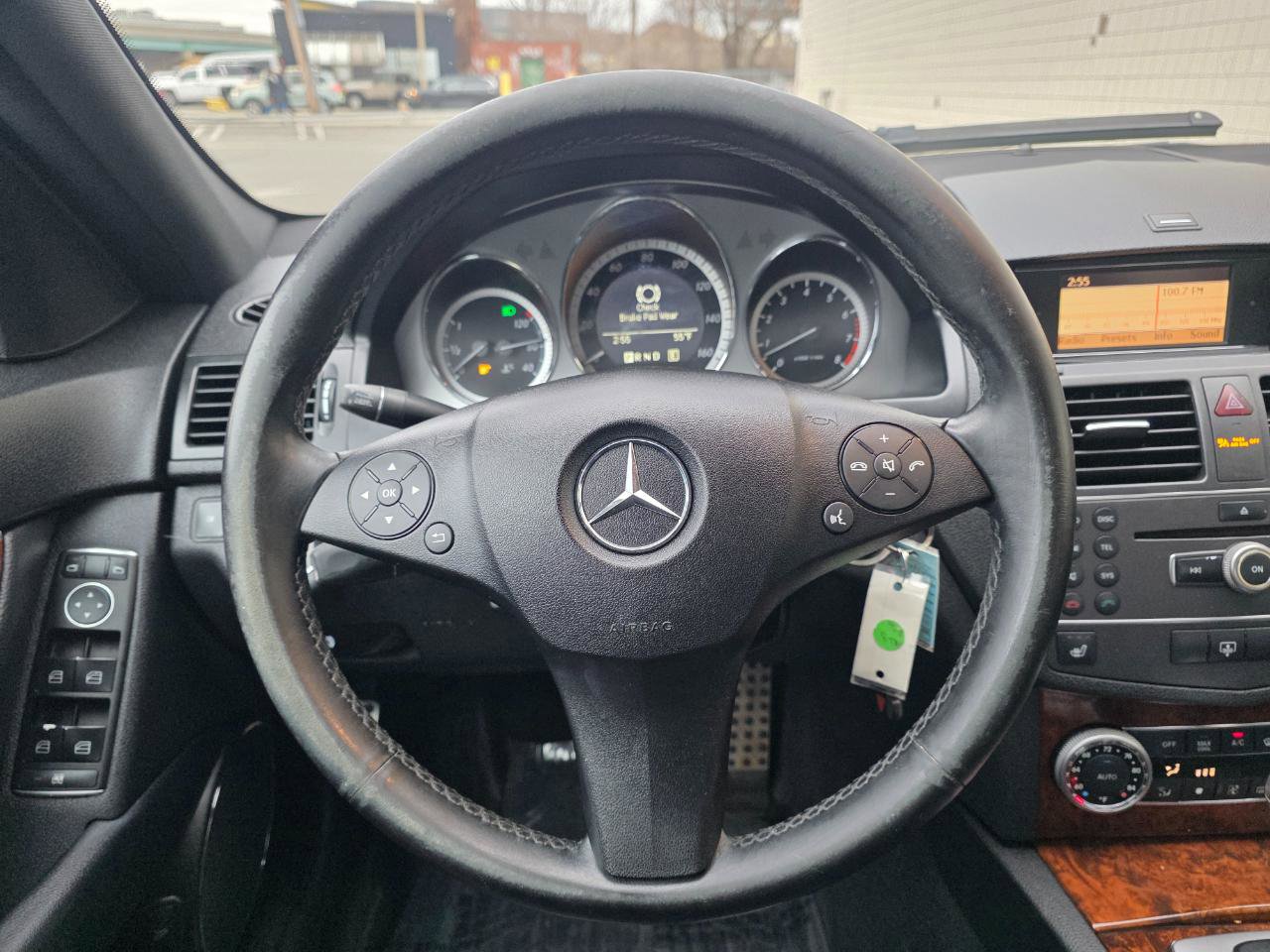 Used 2011 Mercedes-Benz C 300 4MATIC Sedan image 18