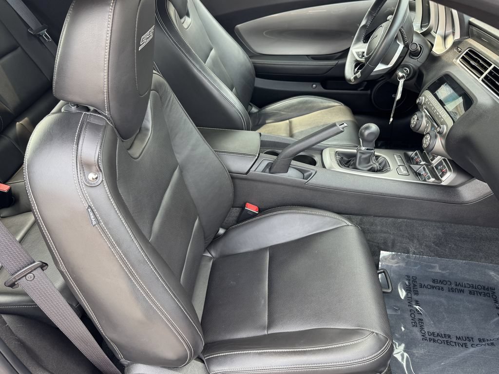 Used 2010 Chevrolet Camaro SS w/ RS Package RWD image 27