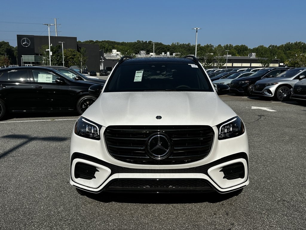New 2026 Mercedes-Benz GLS 450 4MATIC image 3