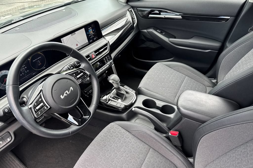 Used 2024 Kia Seltos S FWD image 10