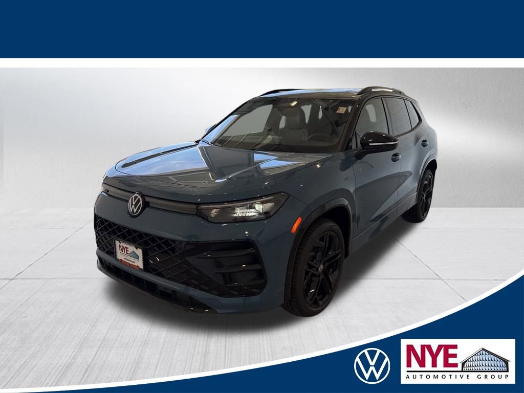 New 2025 Volkswagen Tiguan SE R-Line image 1