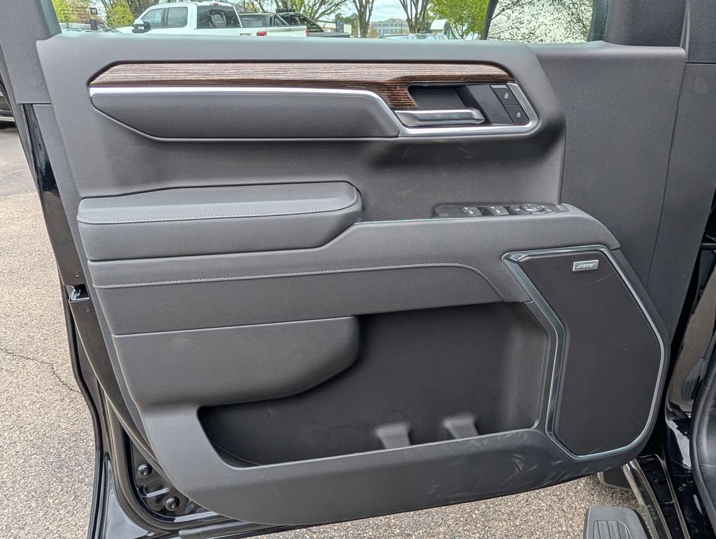 New 2026 GMC Sierra 1500 Elevation w/ Elevation Premium Package AWD/4WD image 36