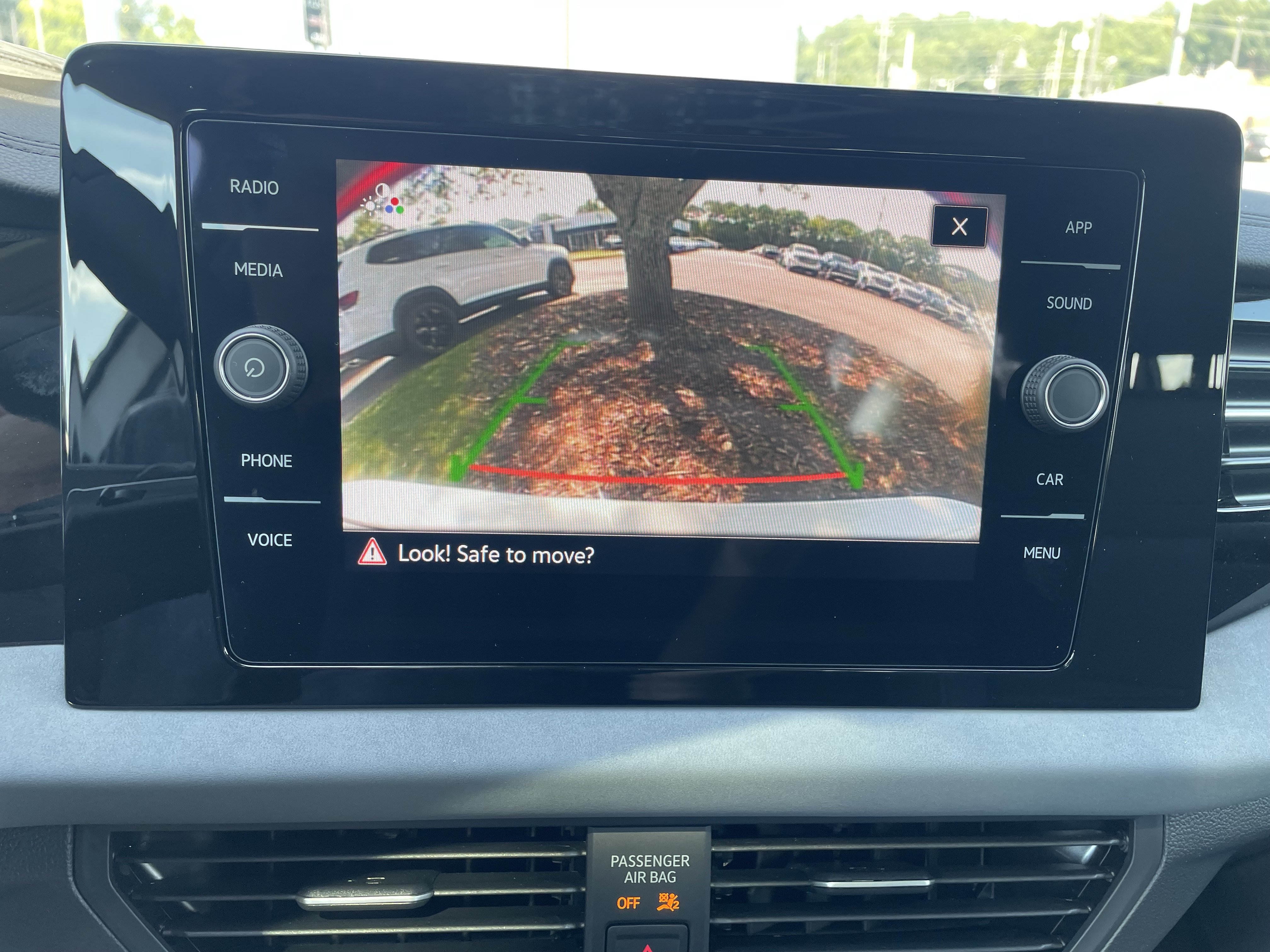 New 2026 Volkswagen Jetta SE FWD image 17