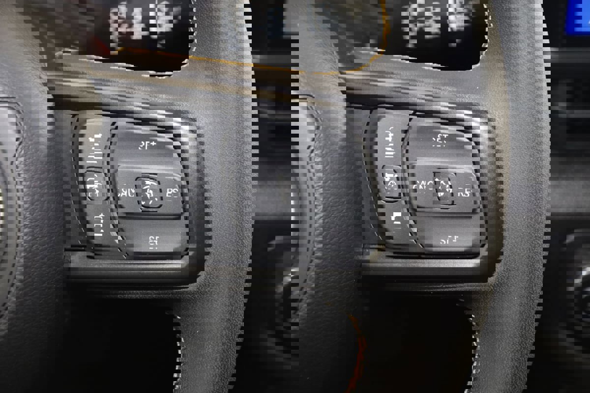 Used 2024 Jeep Wrangler Willys image 33