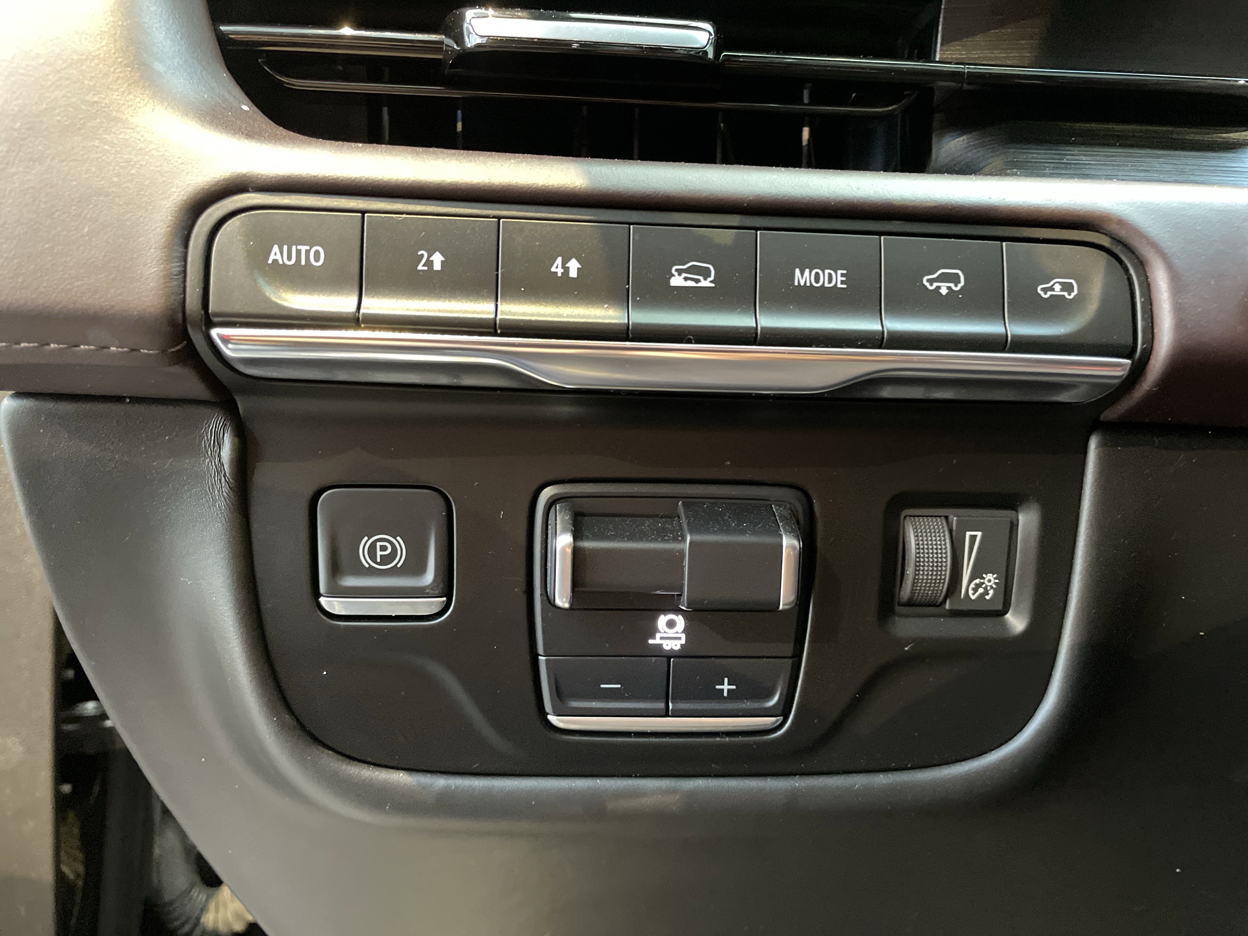 Used 2021 Cadillac Escalade Sport Platinum image 19
