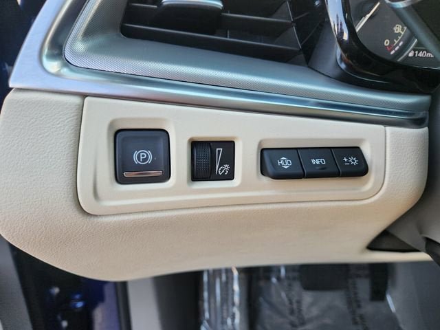 Used 2024 Cadillac XT5 Premium Luxury w/ Technology Package image 33