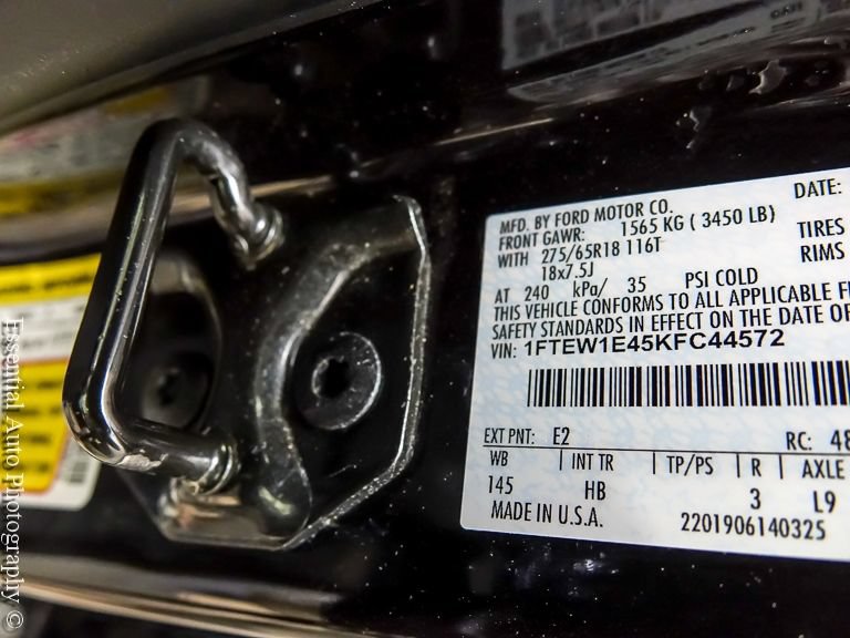 Used 2019 Ford F150 Lariat w/ Equipment Group 502A Luxury AWD/4WD image 28