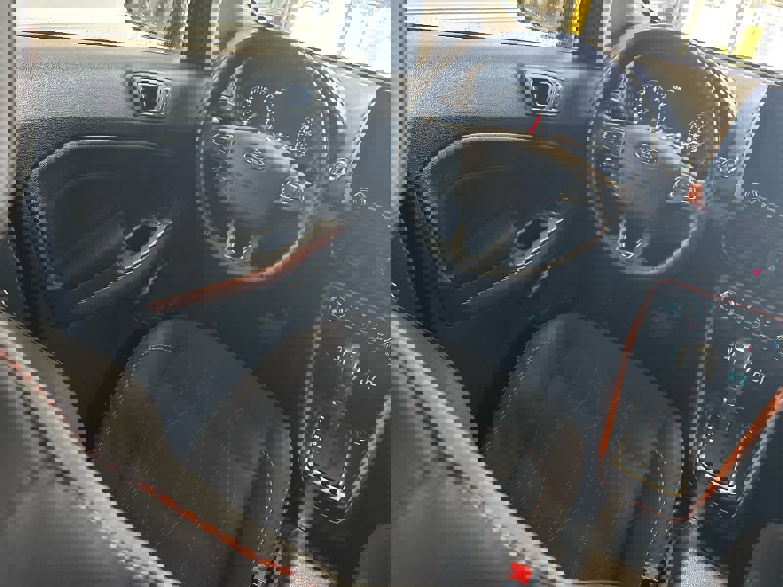 Used 2022 Ford EcoSport SE w/ SE Convenience Package AWD/4WD image 12