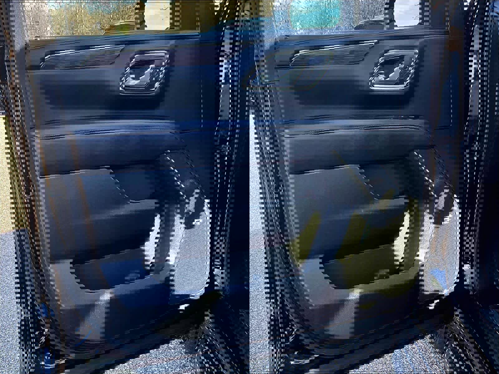 Used 2024 Chevrolet Tahoe LT image 9