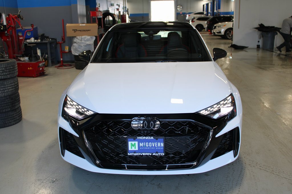 Used 2025 Audi RS 3 image 3