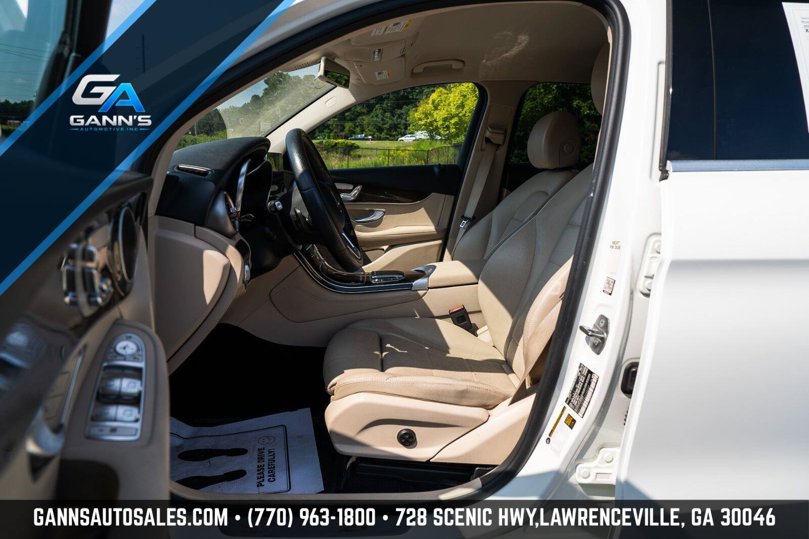 Used 2020 Mercedes-Benz GLC 300 image 17
