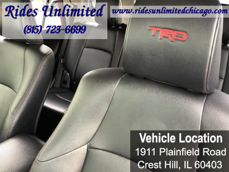 Used 2018 Toyota 4Runner TRD Off-Road Premium AWD/4WD image 36