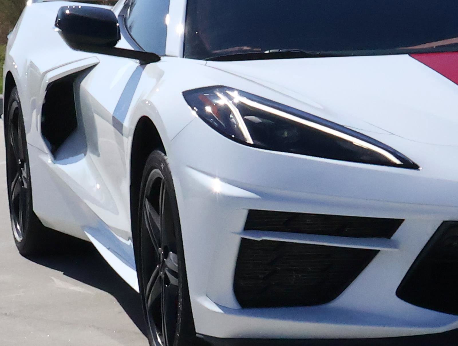 Used 2024 Chevrolet Corvette Stingray Premium Cpe w/ Z51 Performance Package image 9