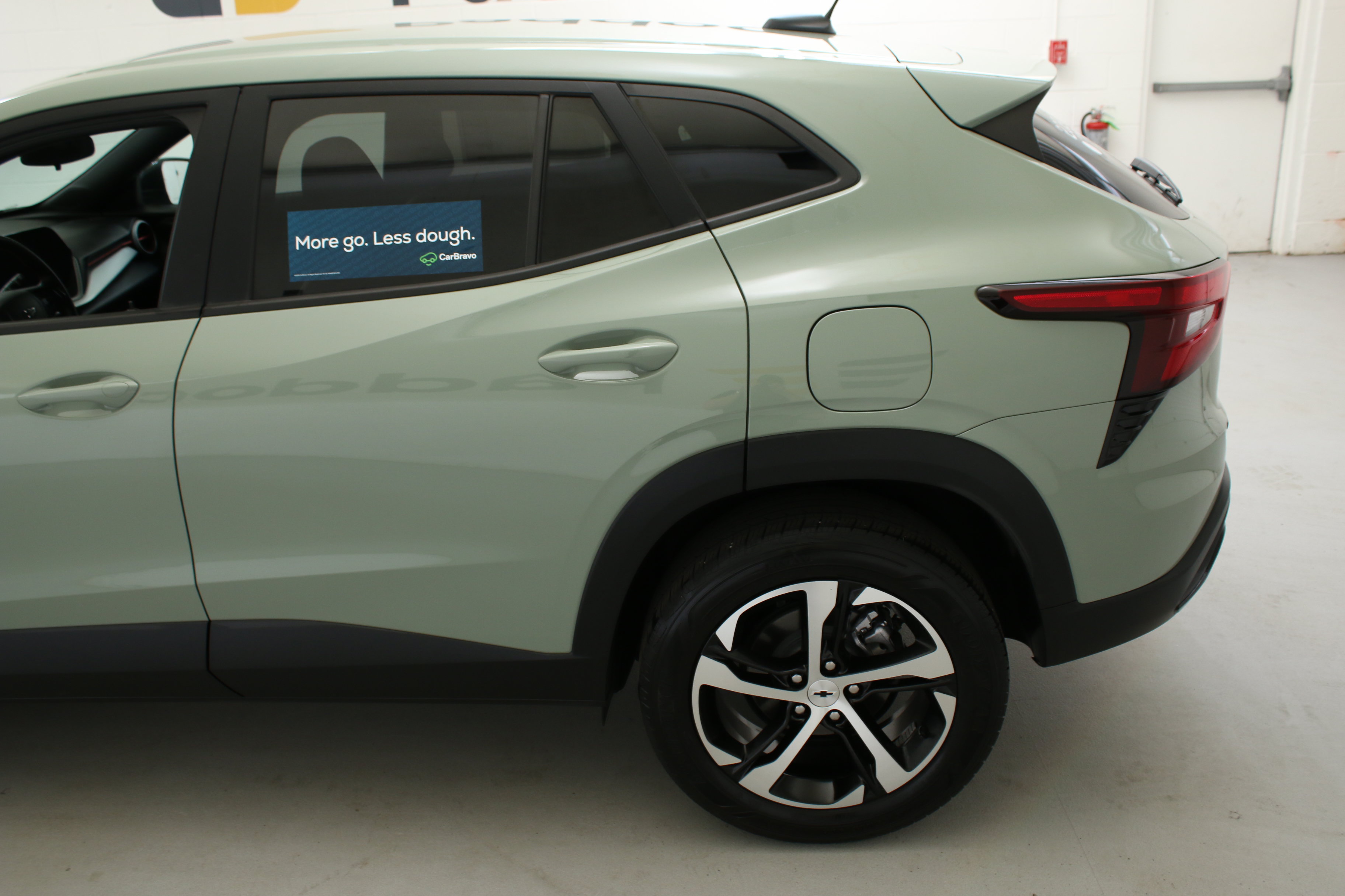 Certified 2024 Chevrolet Trax RS FWD image 6