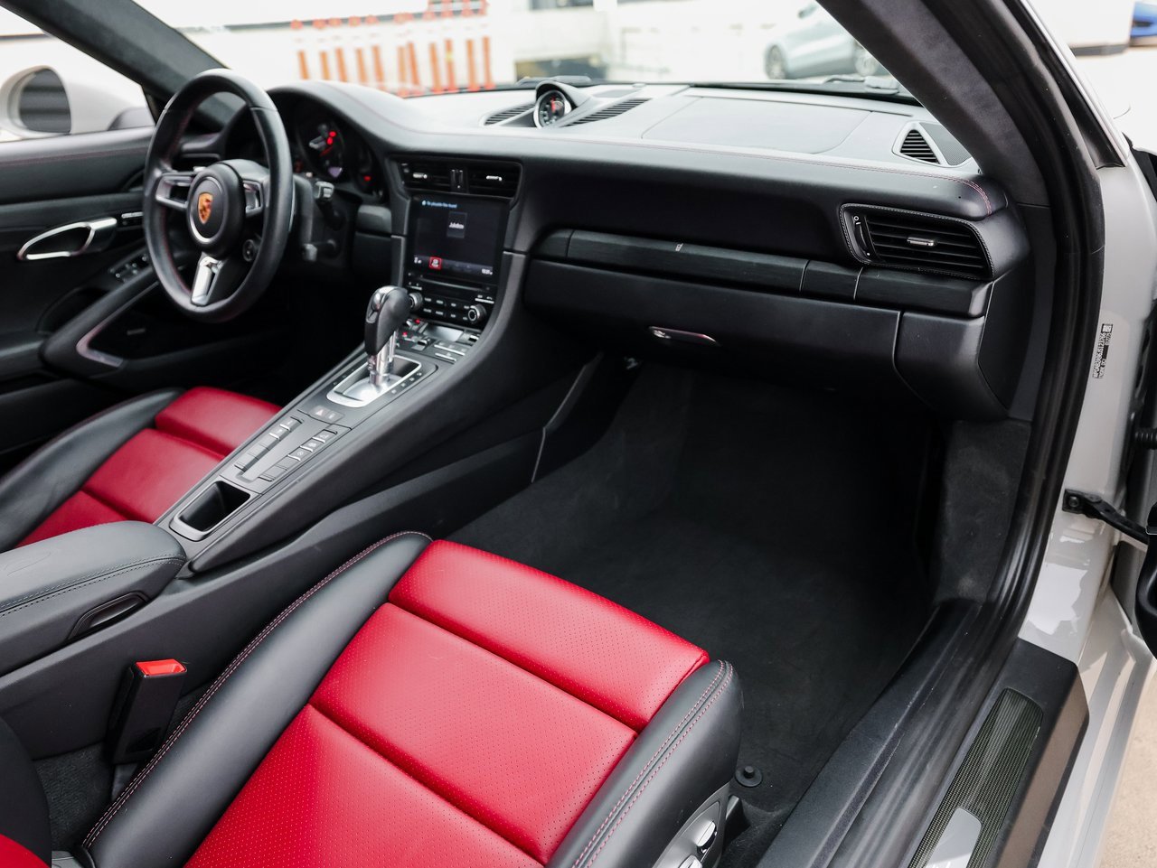 Certified 2018 Porsche 911 Carrera GTS image 27