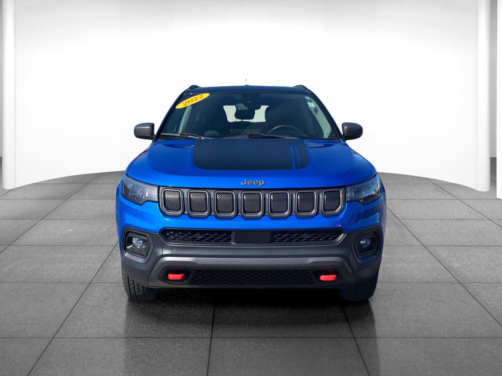 Used 2022 Jeep Compass Trailhawk w/ Trailhawk Convenience Group image 2