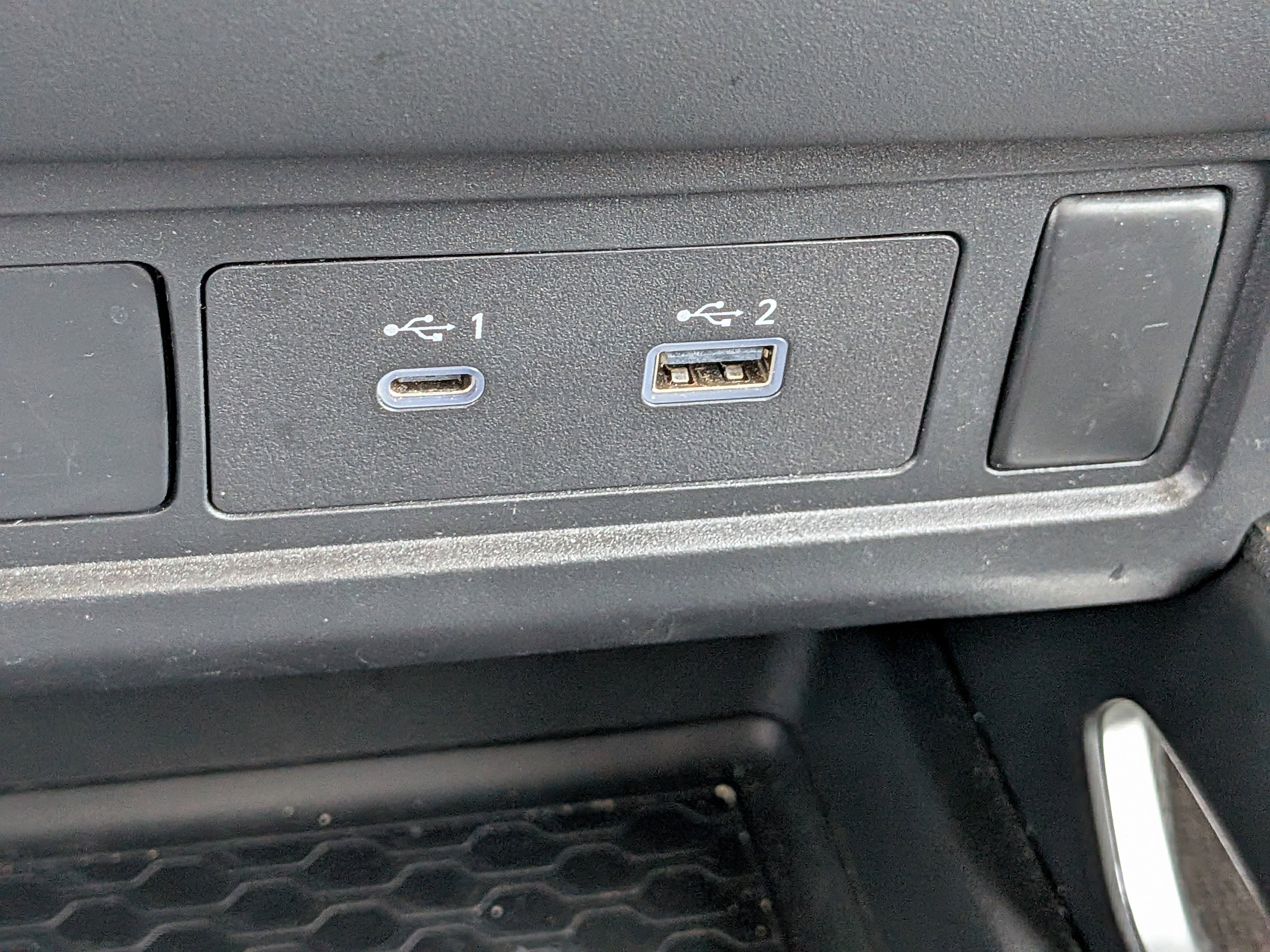 Used 2024 Nissan Frontier SV RWD image 21