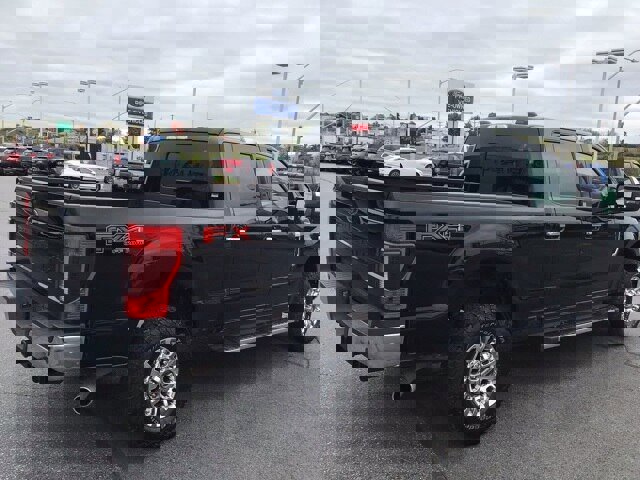 Certified 2022 Ford F250 Lariat w/ Chrome Package image 4