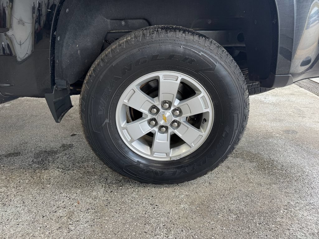 Used 2019 Chevrolet Colorado W/T w/ WT Convenience Package AWD/4WD image 27