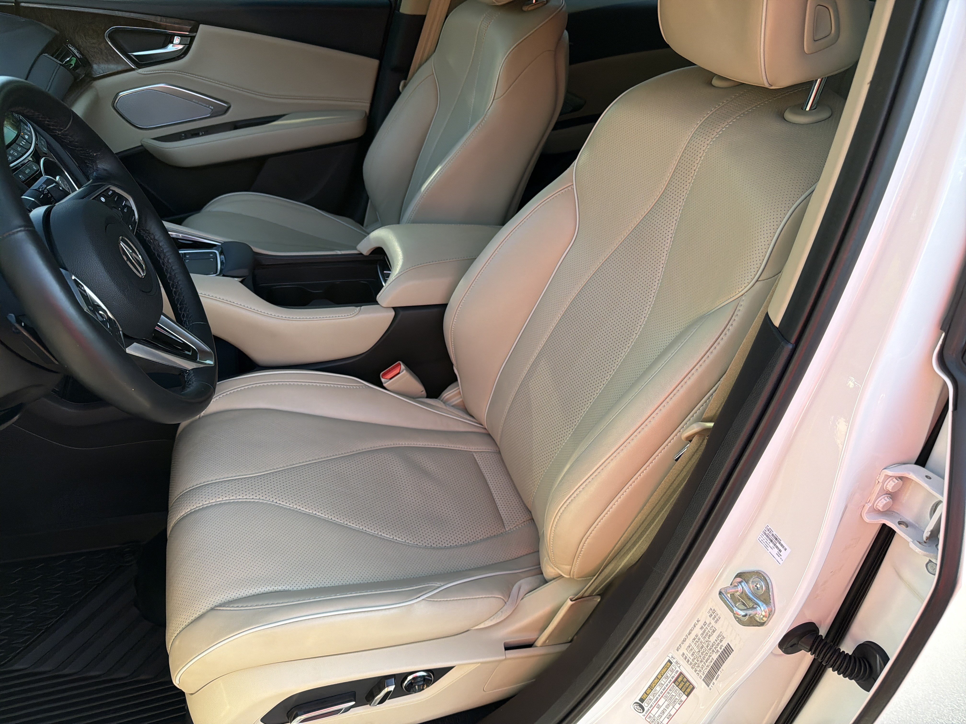 Used 2019 Acura RDX w/ Advance Package FWD image 17