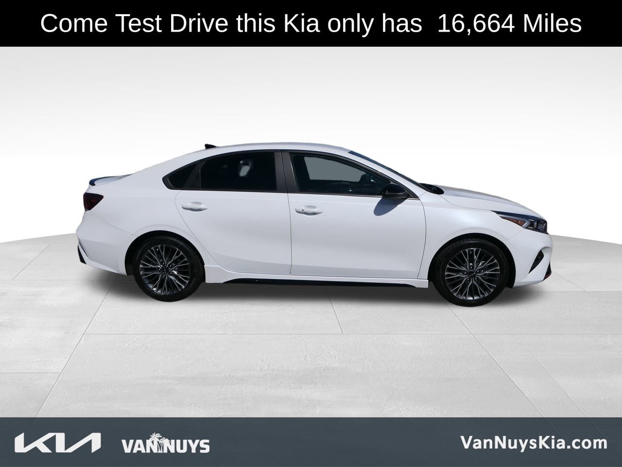 Used 2023 Kia Forte GT-Line w/ GT-Line Technology Package image 2