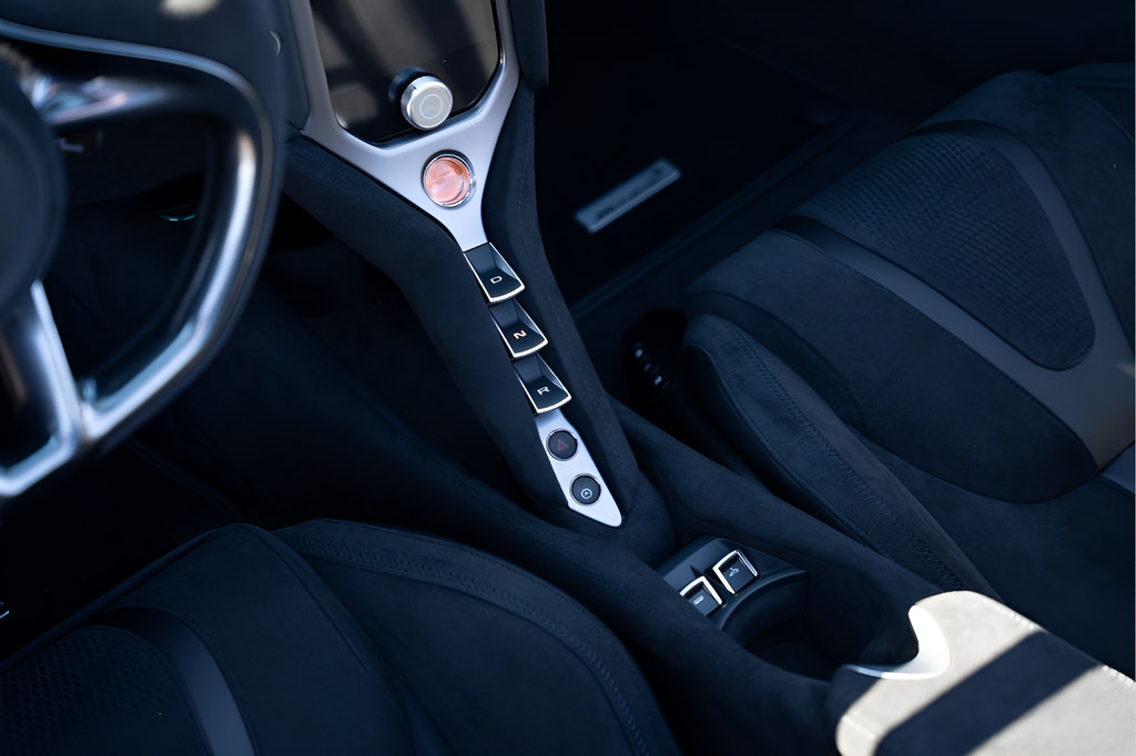 New 2026 McLaren 750S Spider RWD image 77