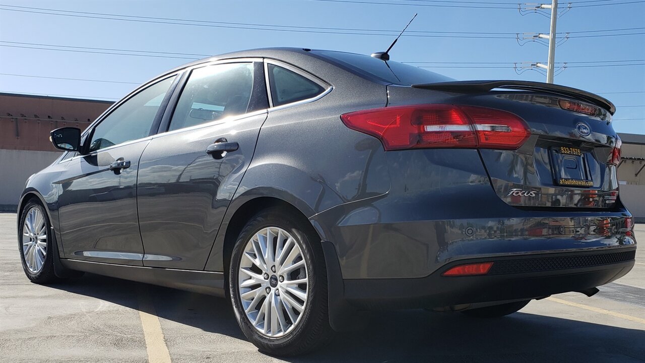 Used 2016 Ford Focus Titanium w/ Exterior Protection Package FWD image 3