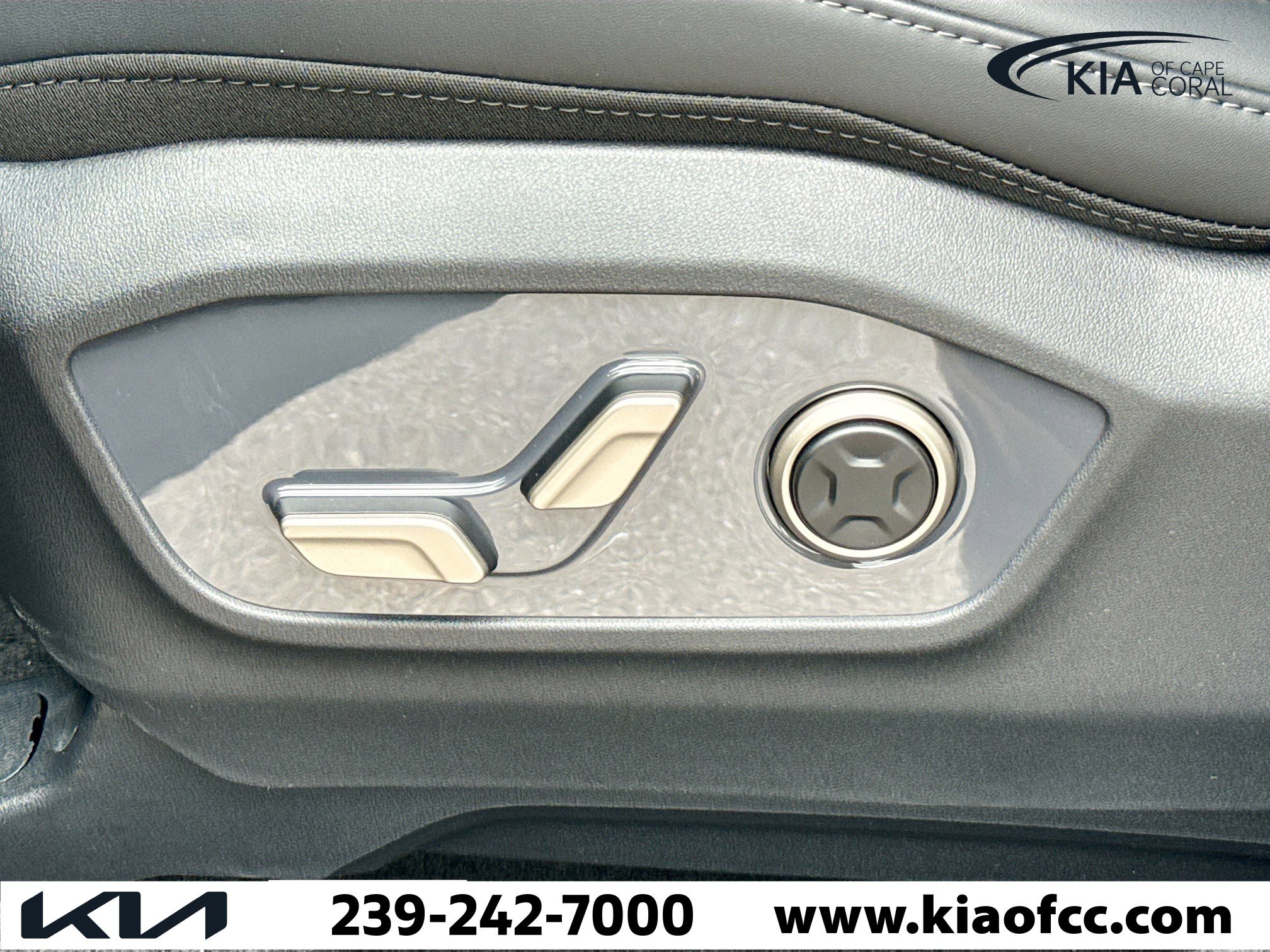 New 2027 Kia Telluride EX w/ Towing Package FWD image 25