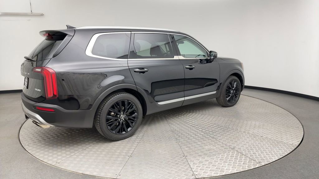 Used 2020 Kia Telluride SX w/ SX Prestige Package image 2