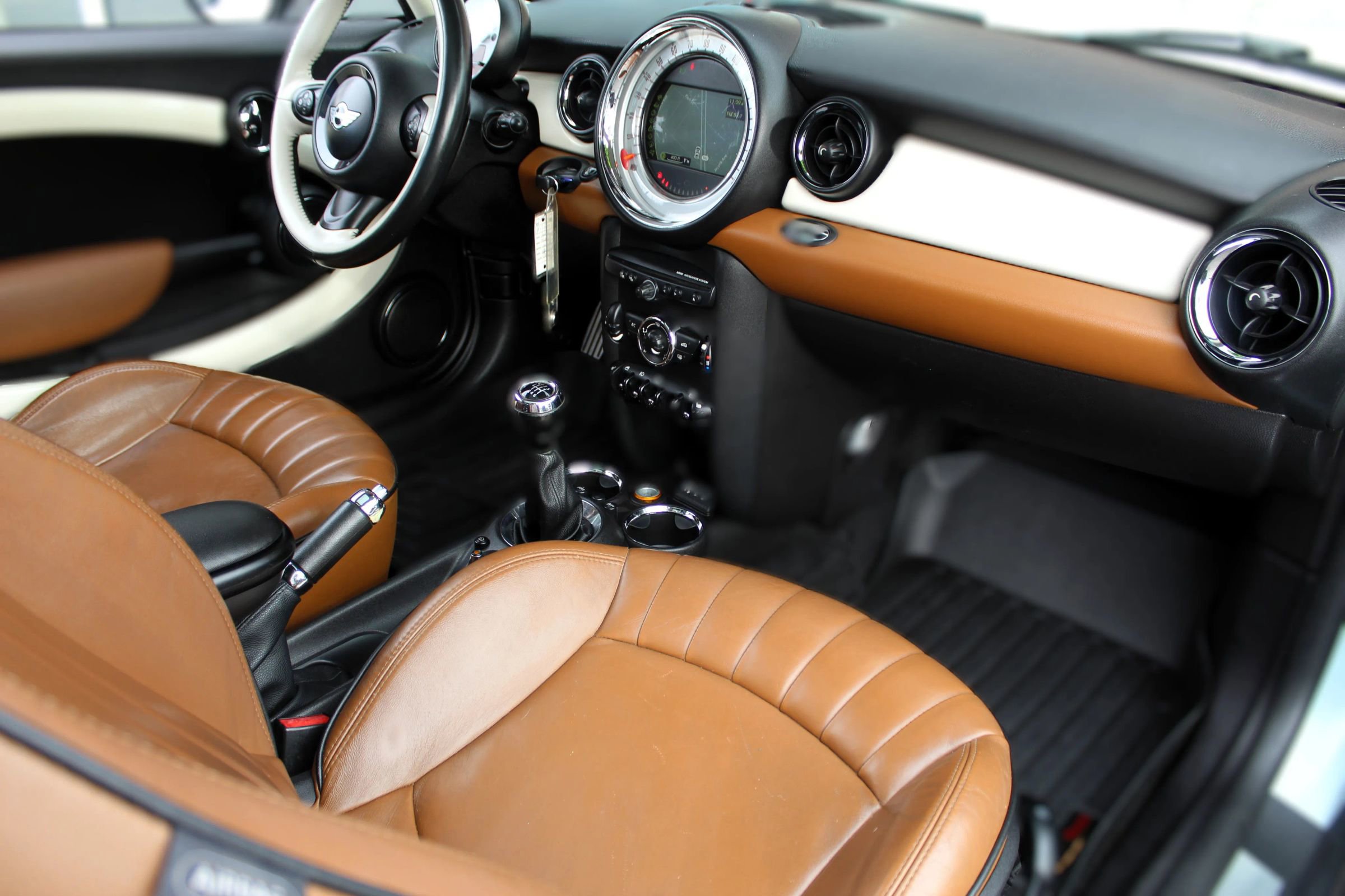 Used 2014 MINI Cooper Clubman S image 22