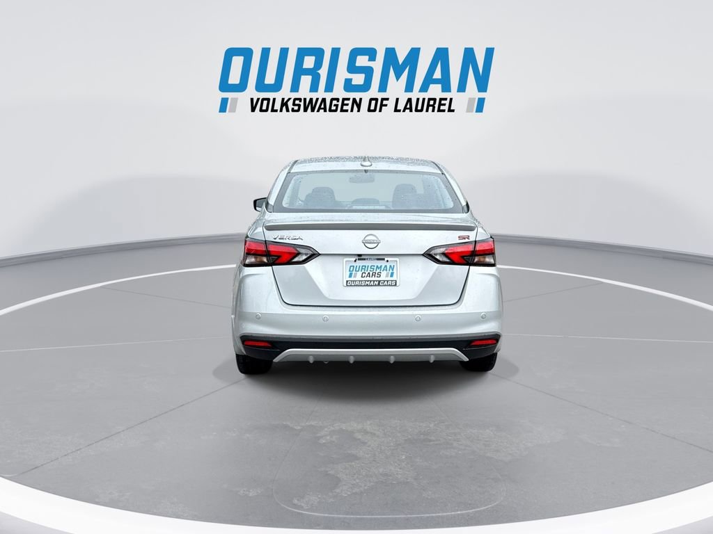 Used 2025 Nissan Versa SR w/ Trunk Package FWD image 7