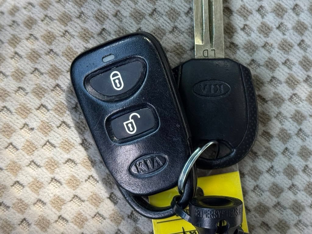 Used 2006 Kia Sportage LX FWD image 30