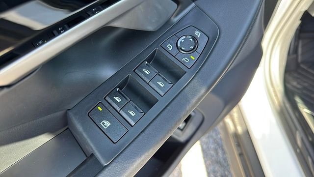 Certified 2025 BMW 530i w/ Premium Package RWD image 16