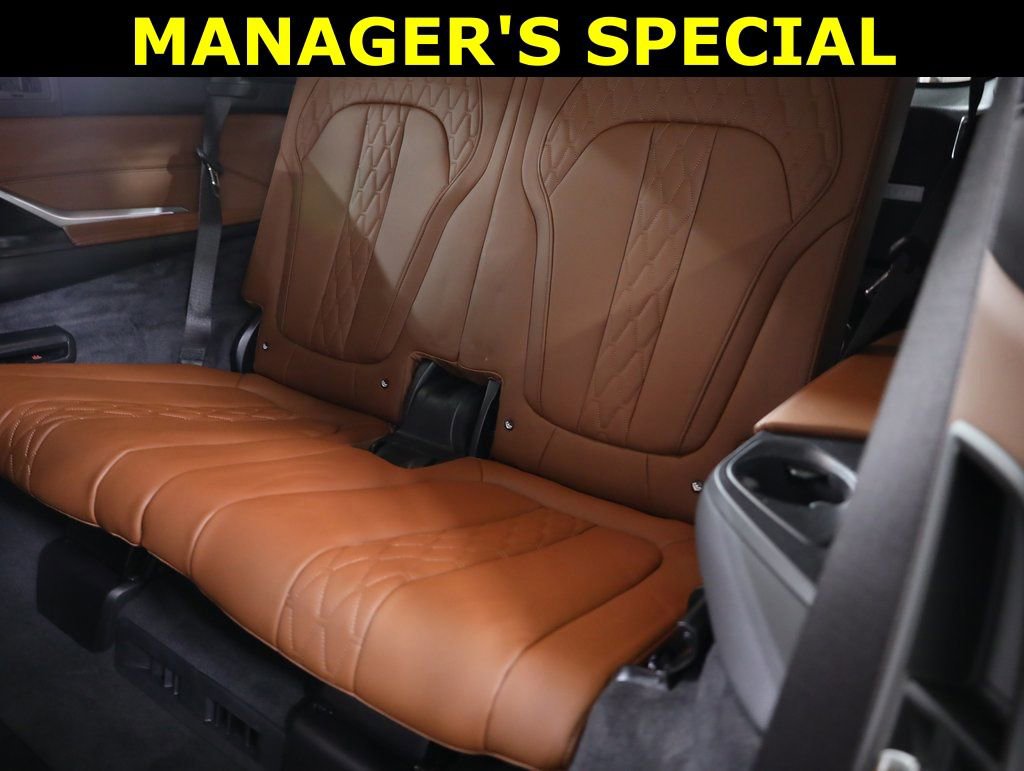 Used 2026 BMW X7 M60i AWD/4WD image 53