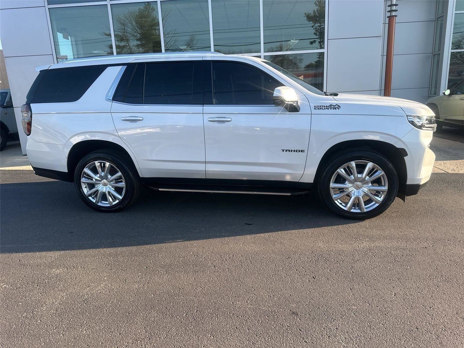 Used 2022 Chevrolet Tahoe High Country w/ Max Trailering Package AWD/4WD image 2