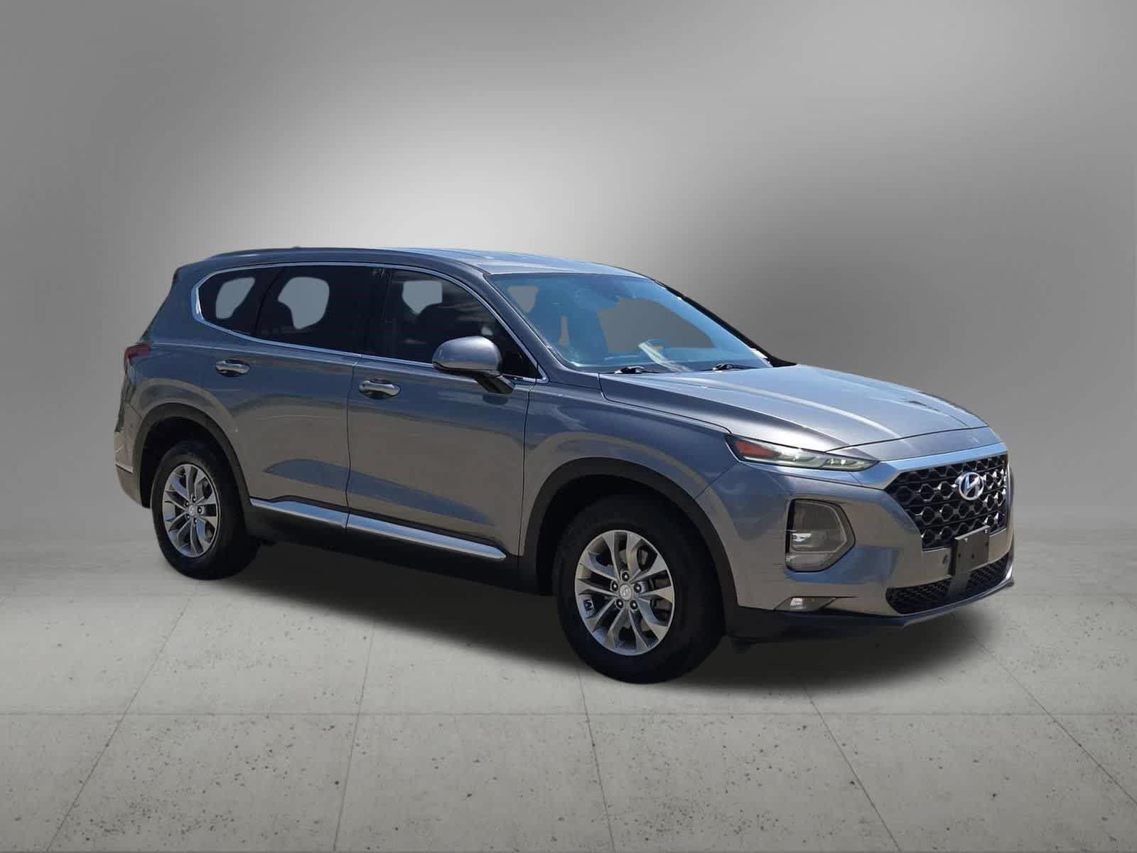 Used 2019 Hyundai Santa Fe SEL FWD image 8