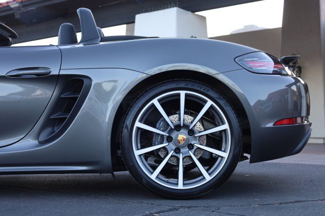Used 2017 Porsche 718 Boxster RWD image 55