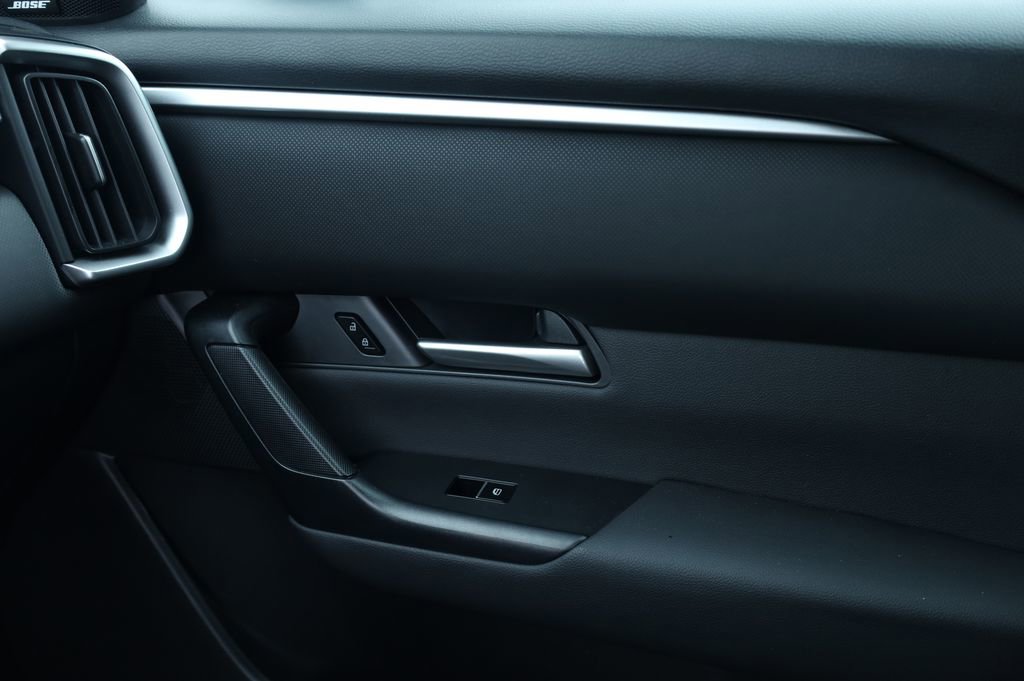 Used 2025 MAZDA CX-50 AWD 2.5 S w/ Premium Package image 8