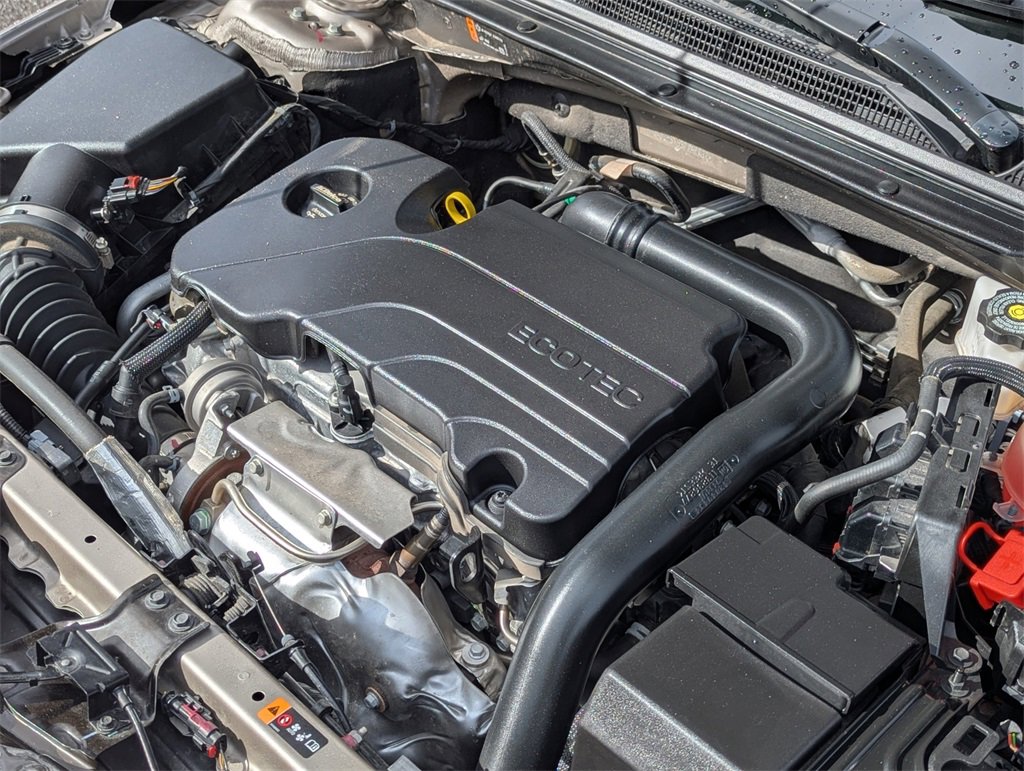 Used 2025 Chevrolet Malibu LT image 37