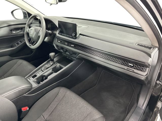 Used 2023 Honda Accord EX image 29