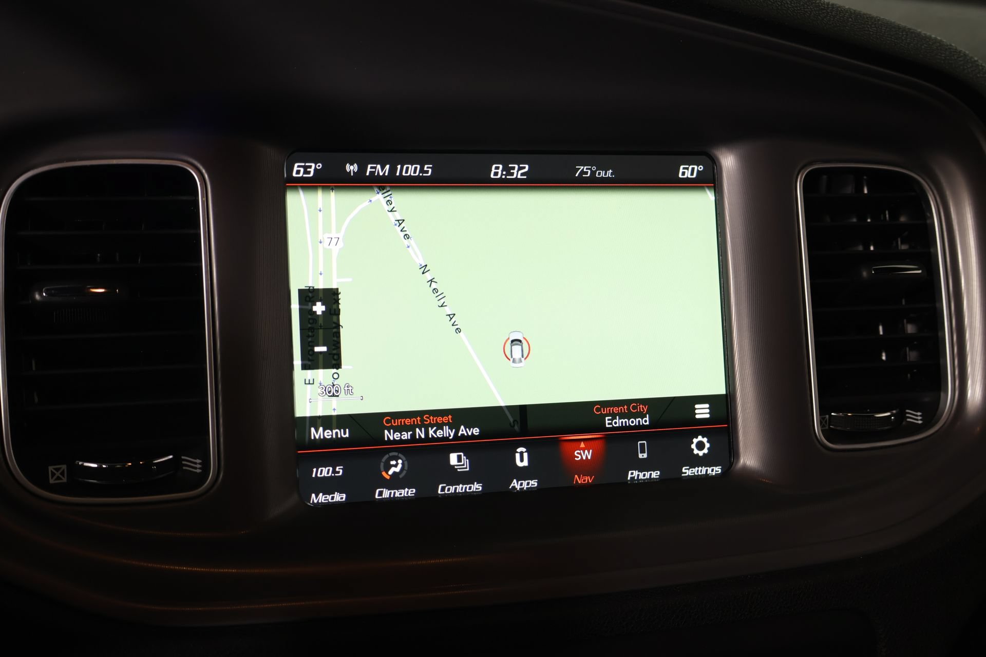 Used 2023 Dodge Charger R/T w/ Performance Handling Group RWD image 7