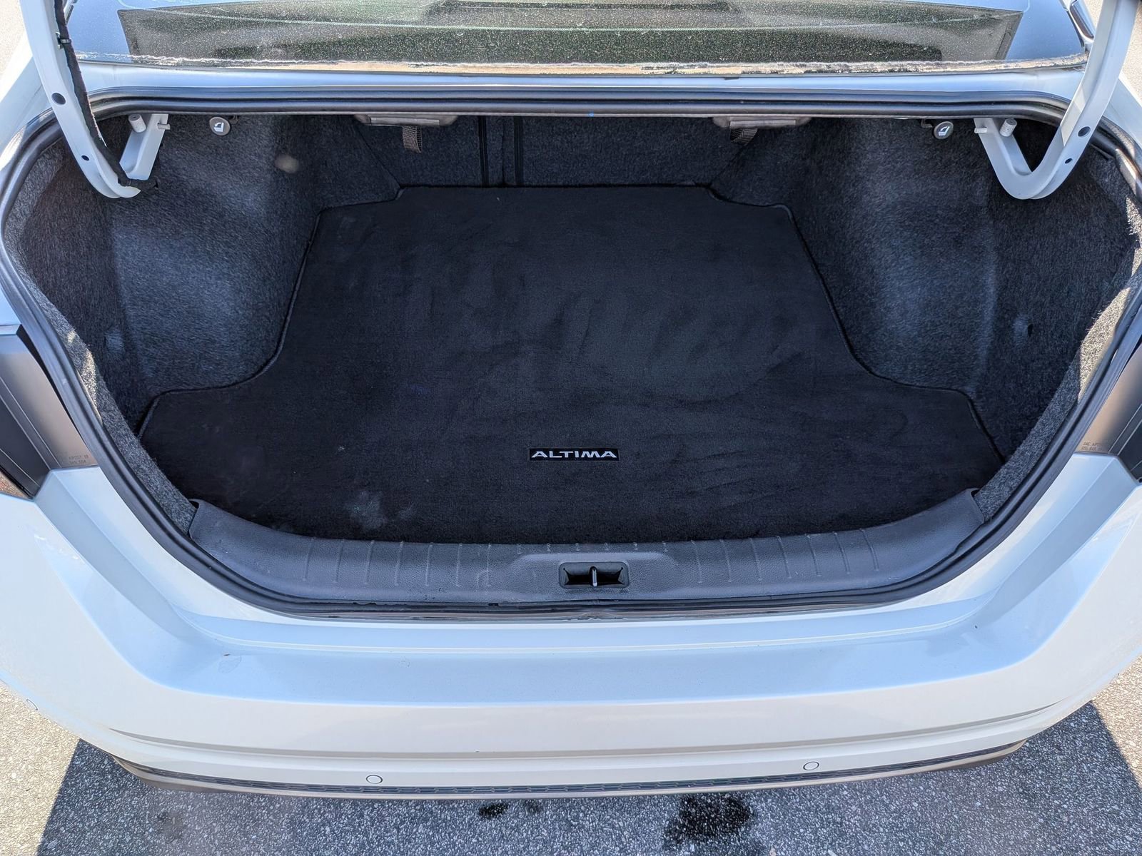 Used 2020 Nissan Altima 2.5 SR FWD image 31