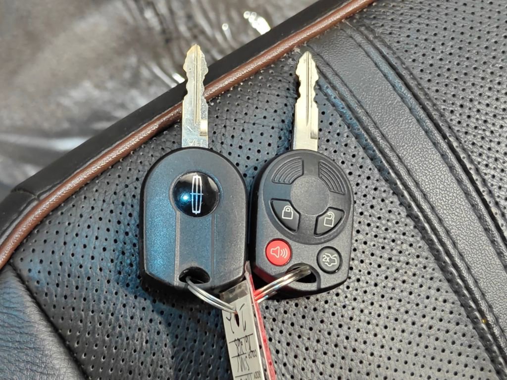 Used 2011 Lincoln MKZ Hybrid image 13