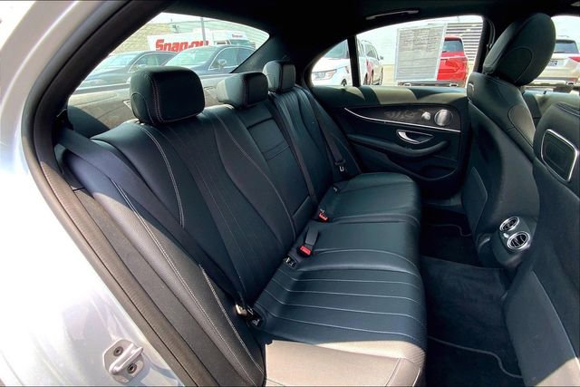 Used 2019 Mercedes-Benz E 300 4MATIC image 16