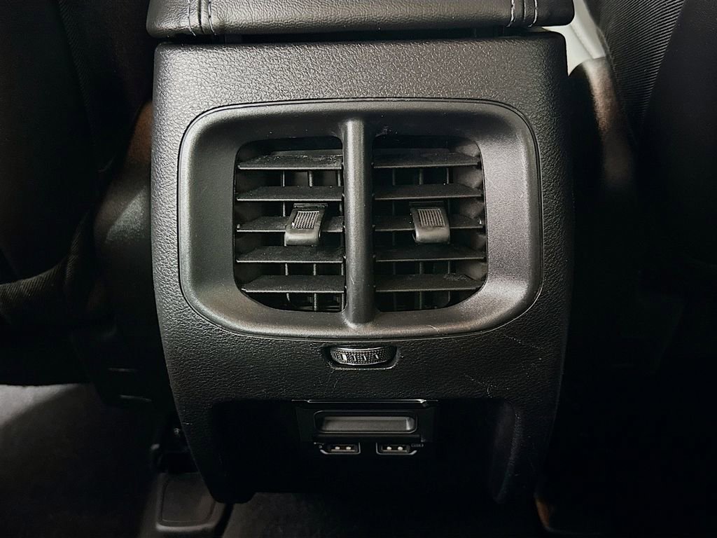 Used 2020 Jeep Cherokee Latitude Plus w/ Cold Weather Group image 24