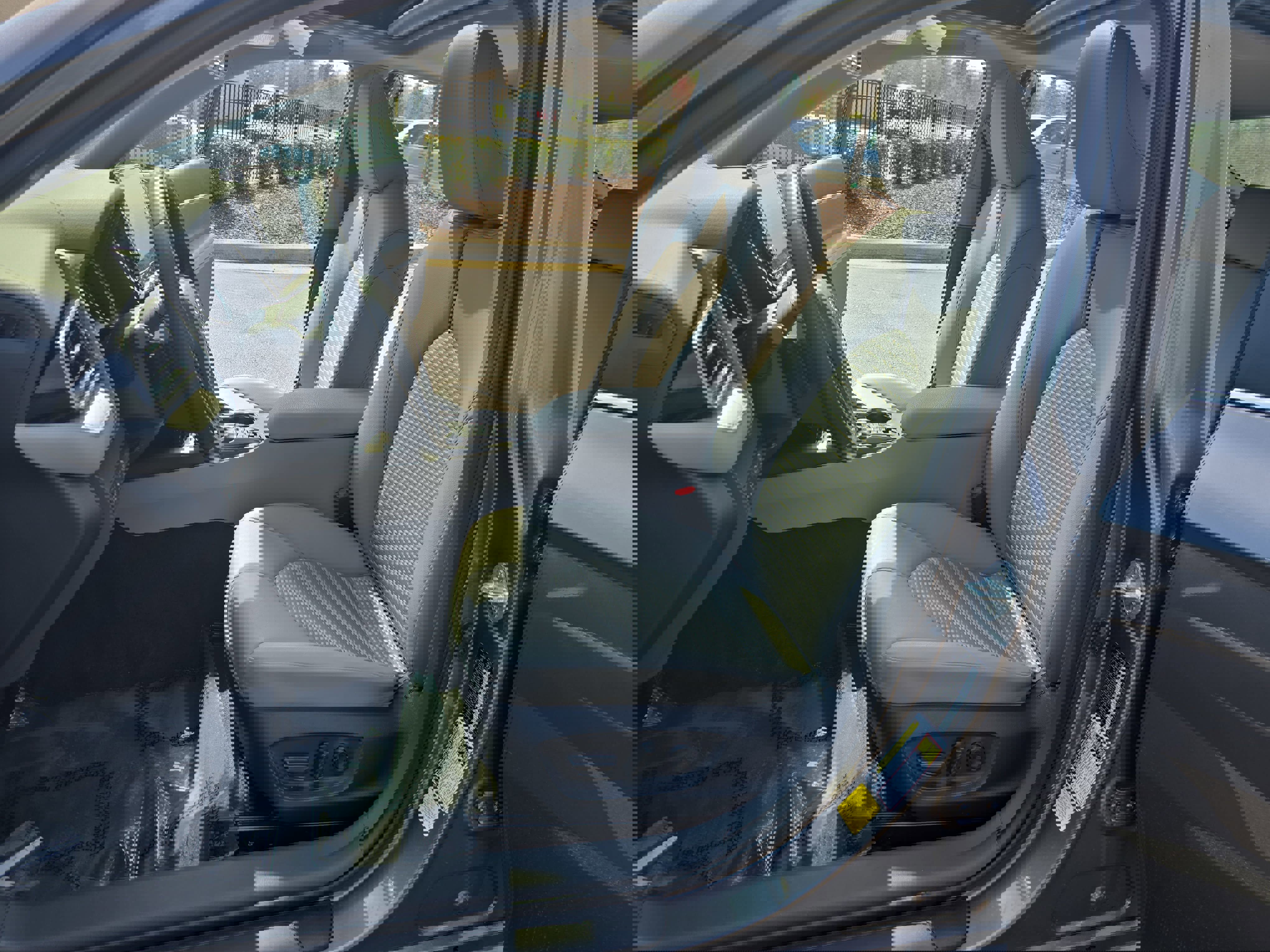 Used 2023 Toyota Camry SE w/ Audio Upgrade Package image 15