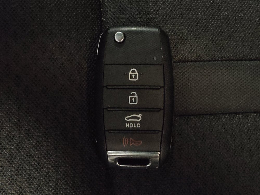 Used 2017 Kia Optima LX w/ Option Group 014 FWD image 32
